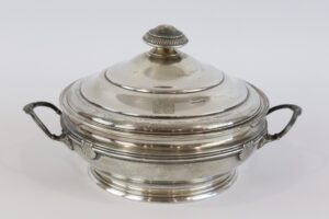 Mobilier et objets d'art du 17 septembre 2022 Lot 12-image