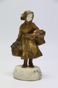 Mobilier et objets d'art du 25 février 2023 Lot 119-image