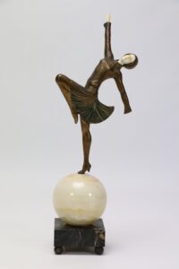 Mobilier et objets d'art du 25 février 2023 Lot 122-image