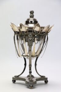 Mobilier et objets d'art du 25 novembre 2023 Lot 3-image