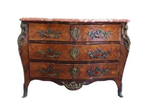 Mobilier et objets d'art du 25 novembre 2023 Lot 118-image