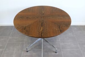 Mobilier et objets d'art du 25 novembre 2023 Lot 199-image