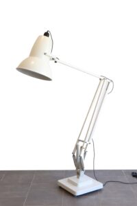 Mobilier et objets d'art du 4 mai 2024 Lot 210-image