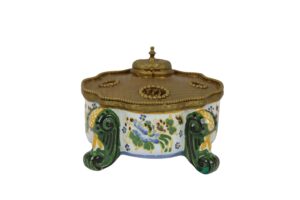 Objets d'art, bijoux, tableaux et mobilier, design du 6 décembre 2025 Lot 124-image