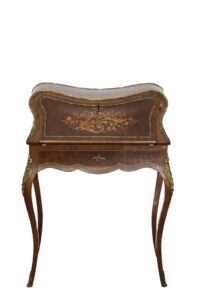 Objets d'art, bijoux, tableaux et mobilier, design du 6 décembre 2025 Lot 158-image