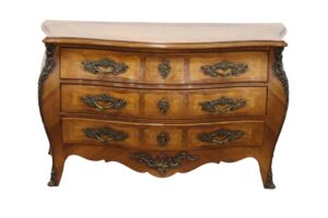 Objets d'art, bijoux, tableaux et mobilier, design du 6 décembre 2025 Lot 163-image