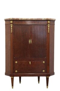 Objets d'art, bijoux, tableaux et mobilier, design du 6 décembre 2025 Lot 166-image