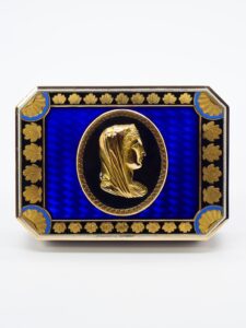 Objets d'art, bijoux, tableaux et mobilier, design du 6 décembre 2025 Lot 19-image