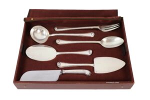 Objets d'art, bijoux, tableaux et mobilier, design du 6 décembre 2025 Lot 7-image